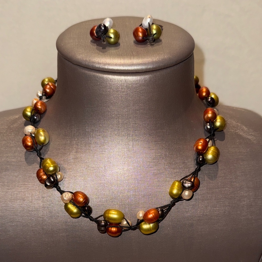 Vibrant Beaded Necklace, Earring, Bracelet Set